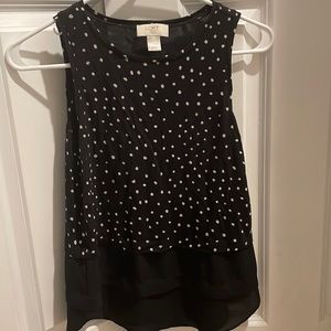Sleeveless blouse